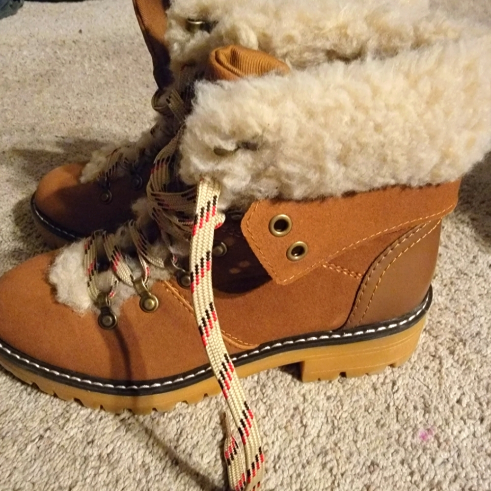 Time and tru boots